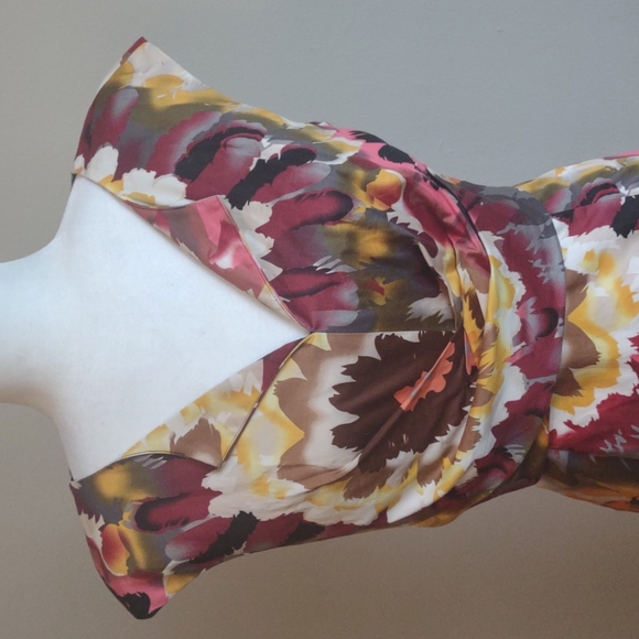 Handmade form-fitting colorful unique versatile straight-cut dress. Size… - Picture 2 of 12